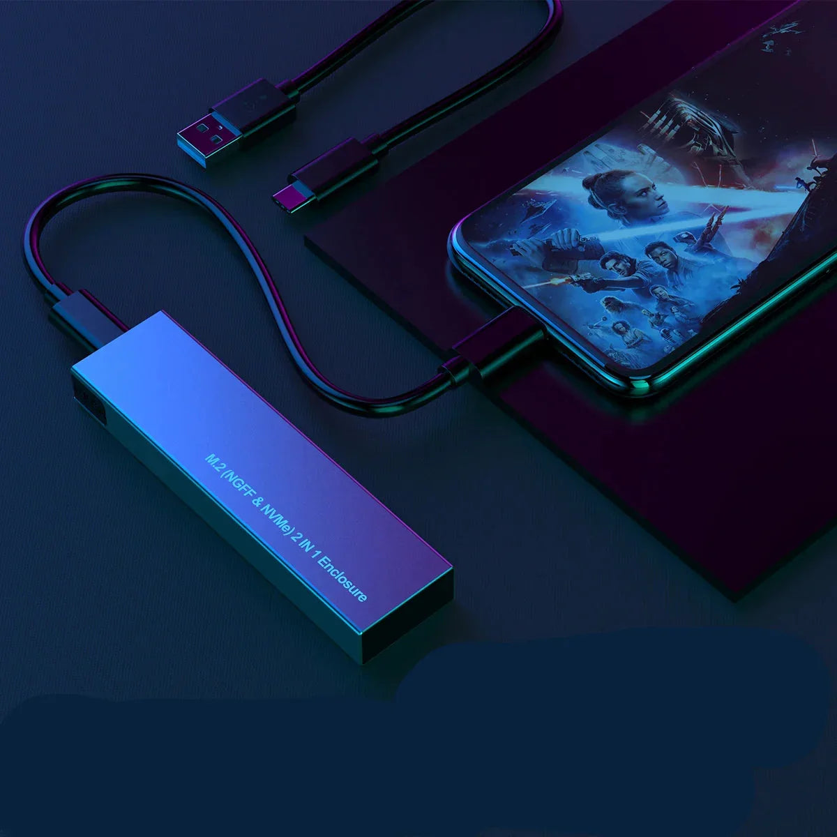 Pouzdro pro SSD NVMe a SATA — USB C, přenosová rychlost 10 Gb/s, tenké kovové tělo