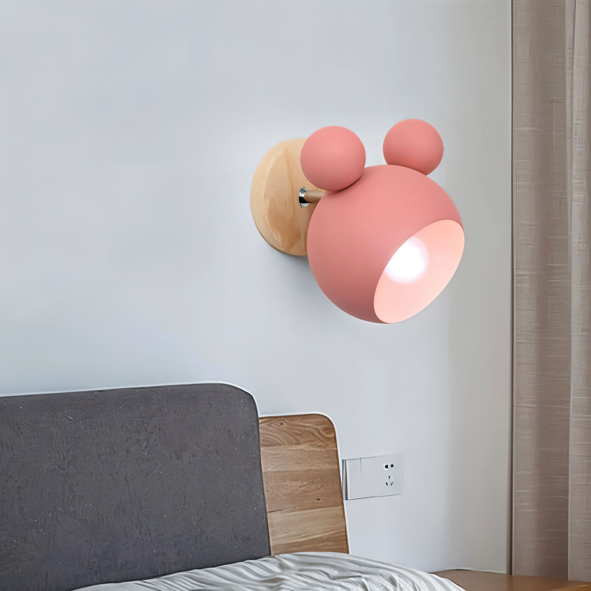 FlashMouse verspielte moderne Wandleuchte - Gelenkiger, von Nagetieren inspirierter Lampenschirm