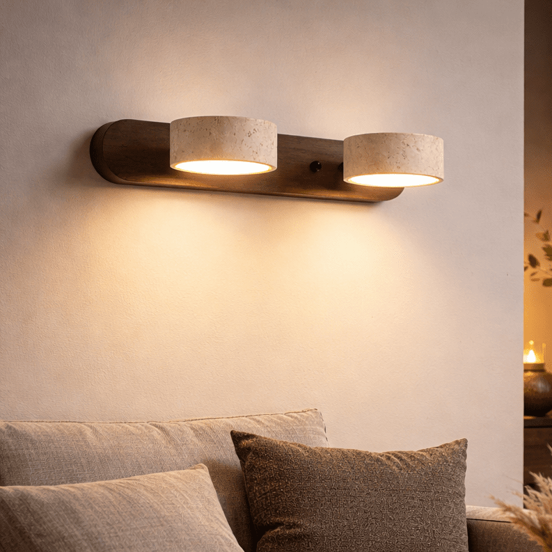 Natürliche Travertin- und Holz-LED-Wandleuchte für moderne Innenräume | meowbutter