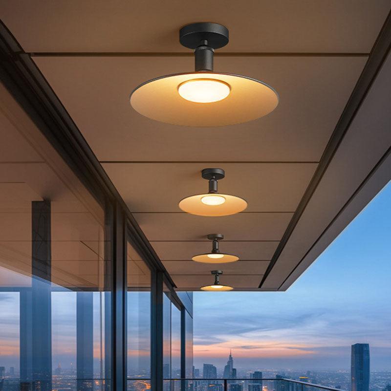Rund udendørs loftslampe i aluminium med glasskærm, vandtæt