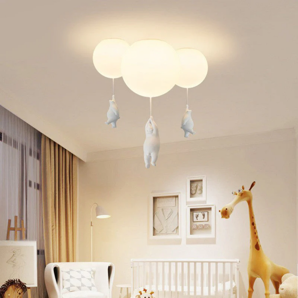 Lampada a sospensione da soffitto per cameretta AirBear — Dettaglio decorativo giocoso