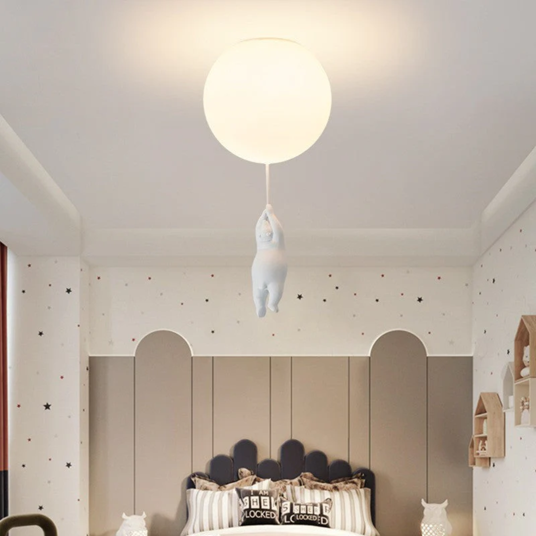 Lampada a sospensione da soffitto per cameretta AirBear — Dettaglio decorativo giocoso