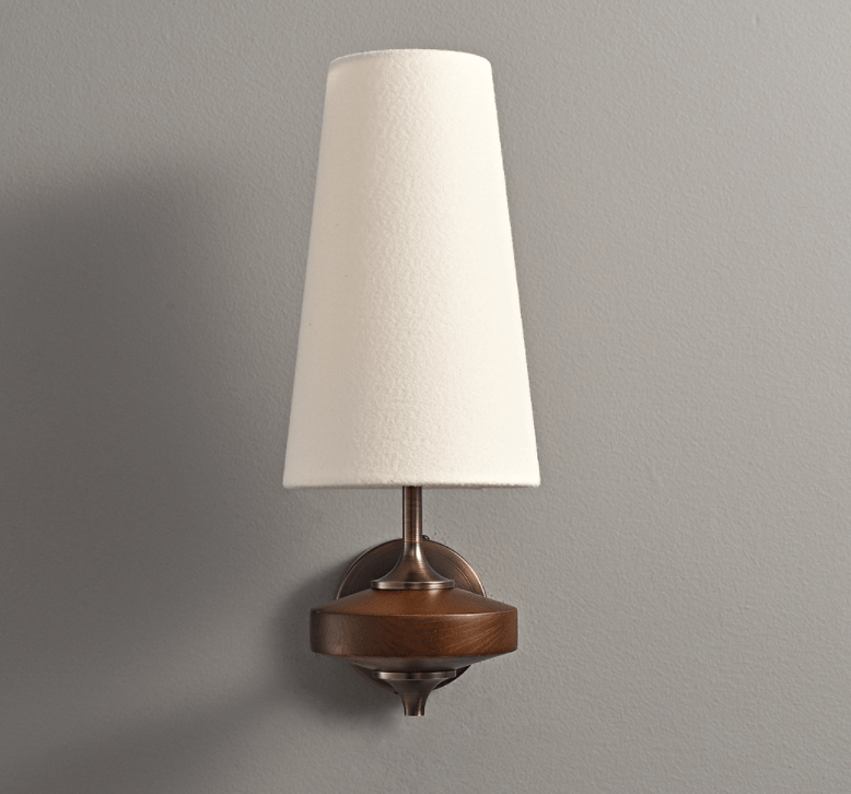 Væglampe med træfinish i mid-century modern stil med to skærme