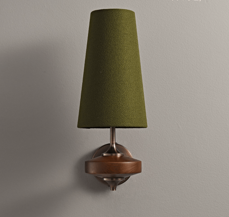 Væglampe med træfinish i mid-century modern stil med to skærme