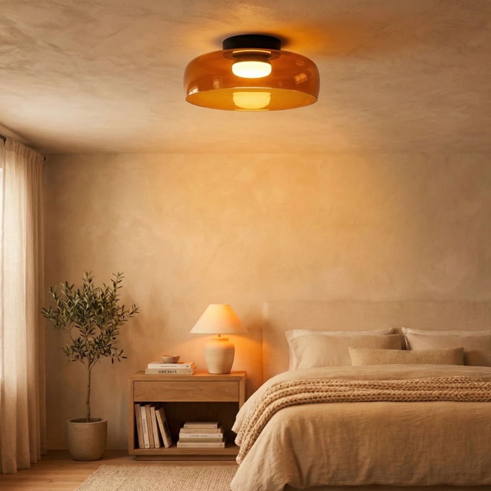 Røget glas loftslampe med integreret LED i minimalistisk stil