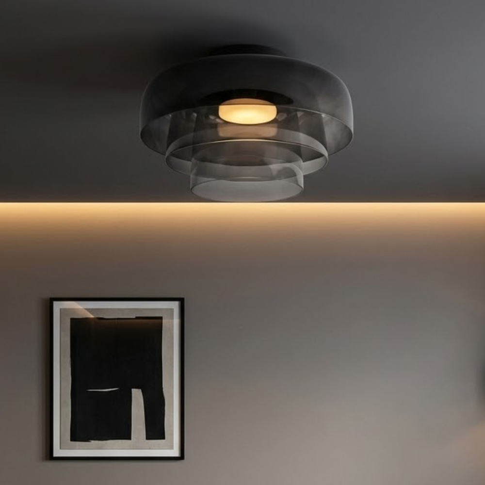 Røget glas loftslampe med integreret LED i minimalistisk stil