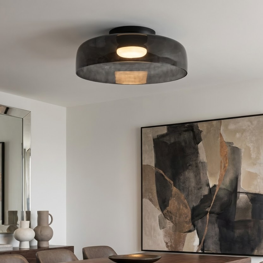 Røget glas loftslampe med integreret LED i minimalistisk stil