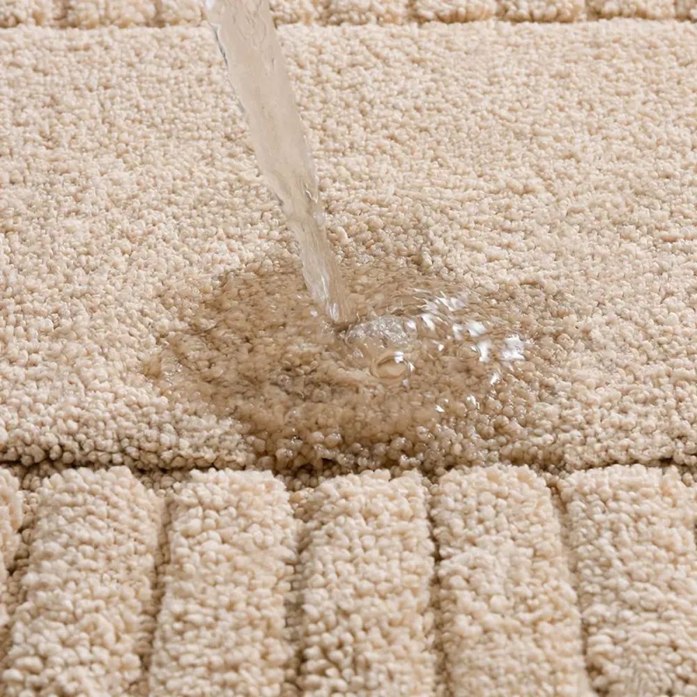 Minimalist Stripe Bath Mat With Non-Slip And Quick-Dry