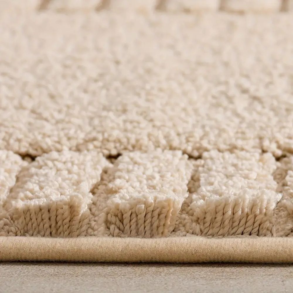 Minimalist Stripe Bath Mat With Non-Slip And Quick-Dry