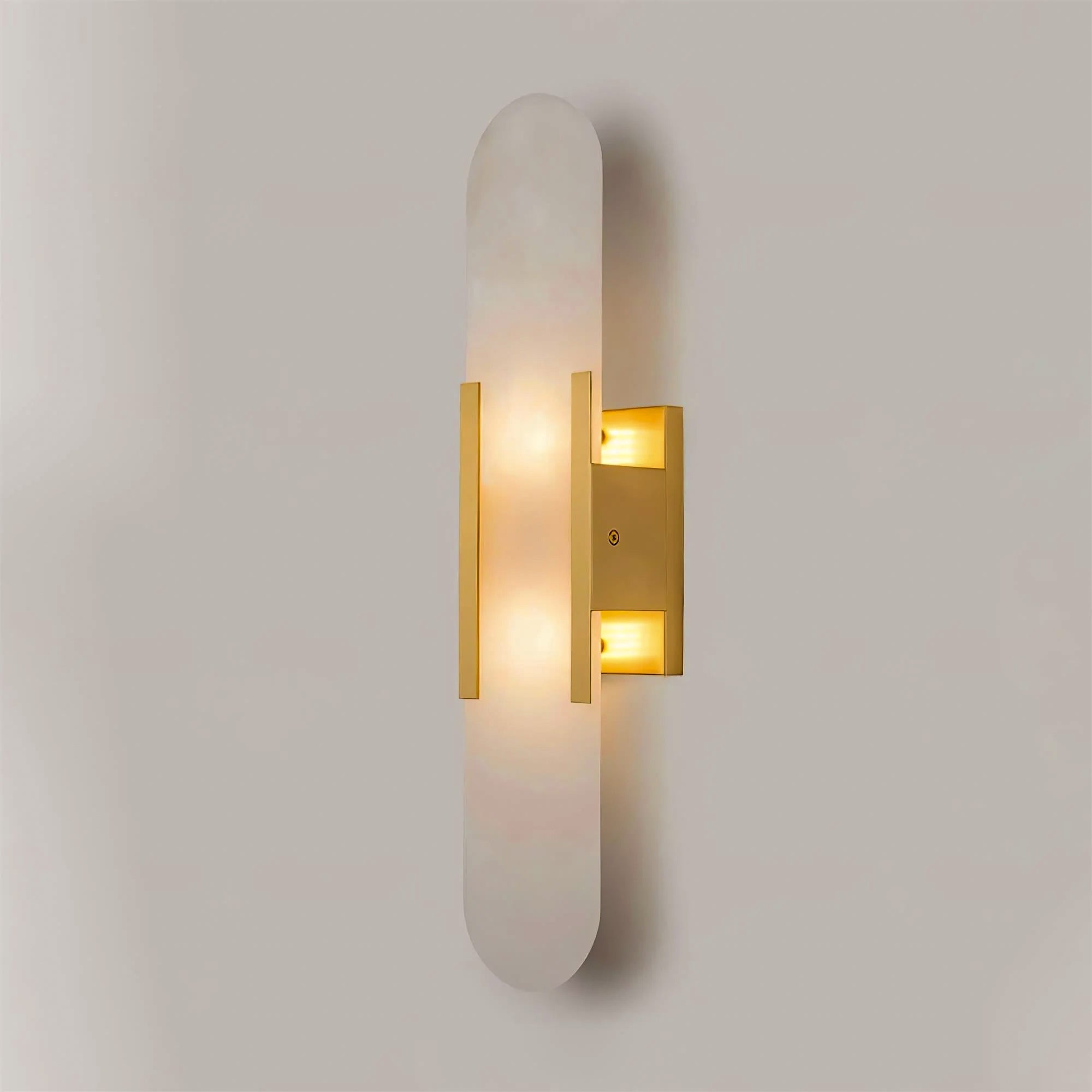 Alabaster Wall Light With Brass Accents For Modern Interiors