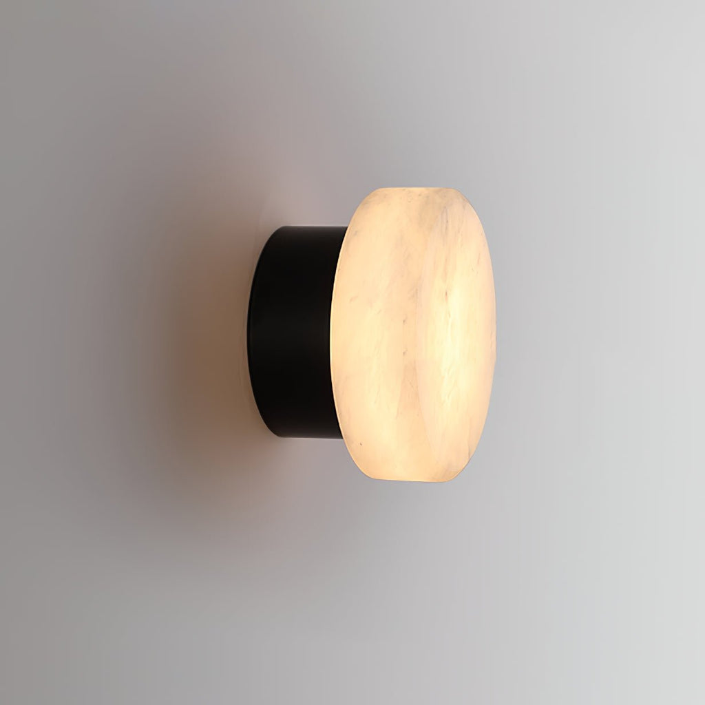 Moderní válcové nástěnné svítidlo s alabastrovým povrchem a LED diodami