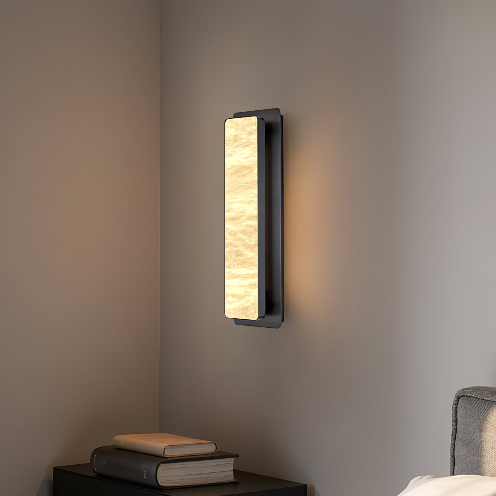 Applique da parete minimalista moderna con finitura alabastro e illuminazione LED