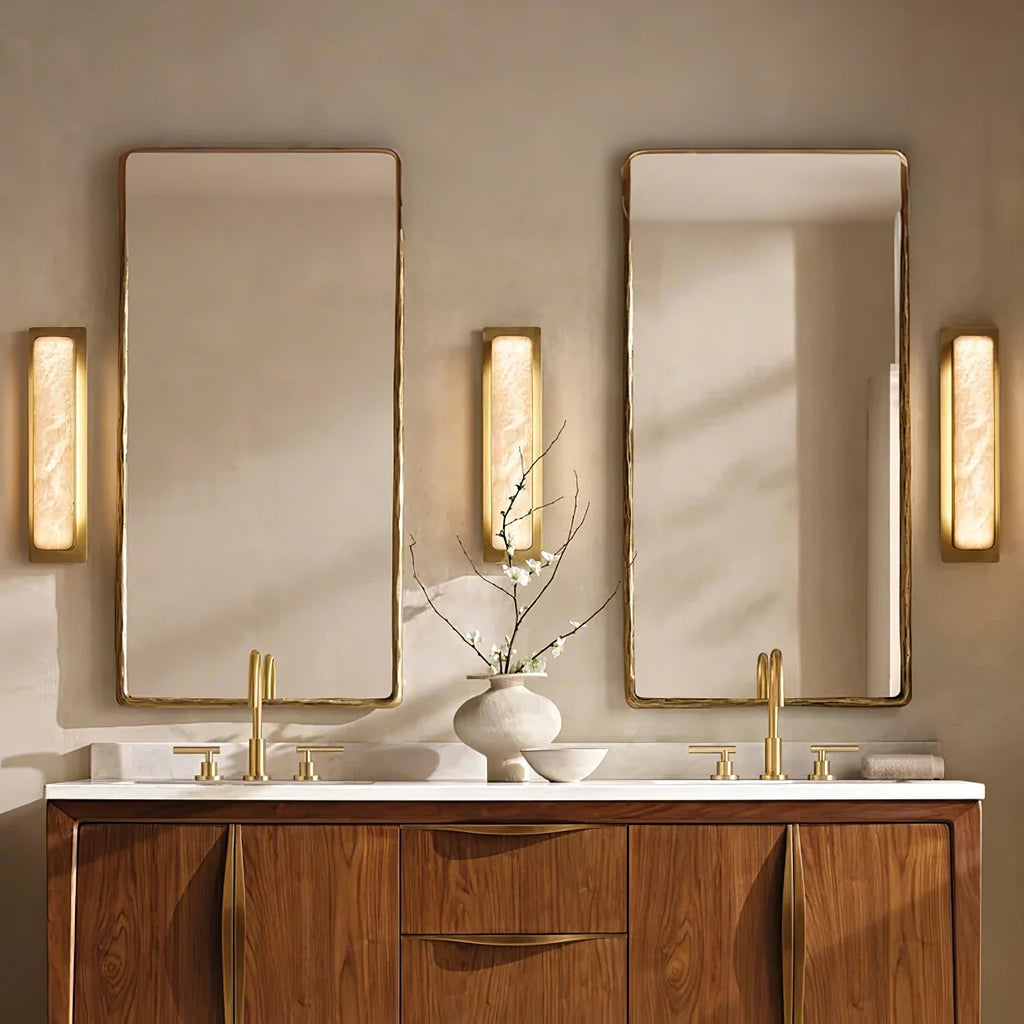 Applique da parete minimalista moderna con finitura alabastro e illuminazione LED