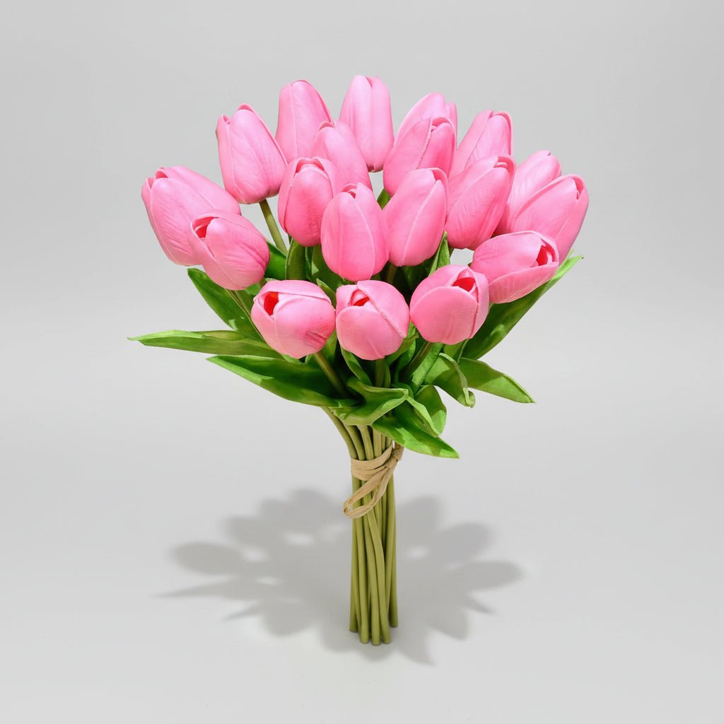 Tulipas com toque realista — ramo do Dia da Mãe com caules de PU