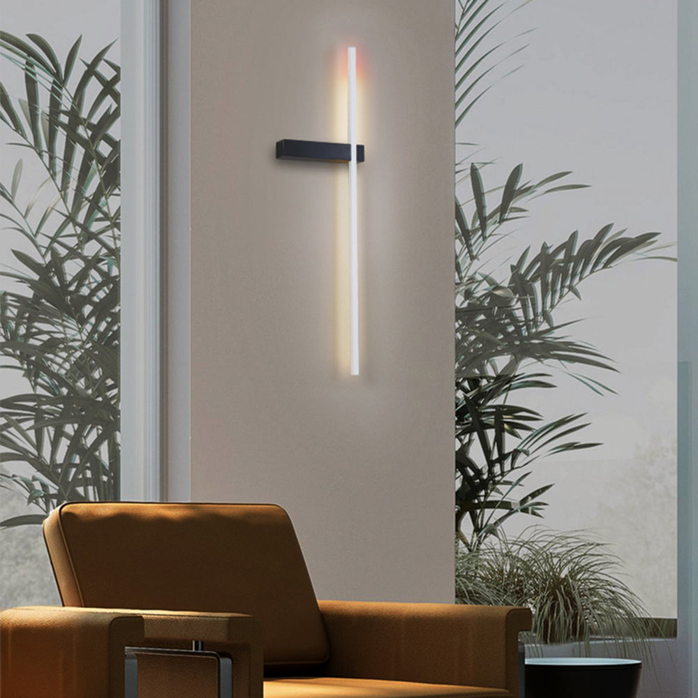 Vertical LED Bar Wall Lamp in Metal and Acrylic for Minimalist Indoor Lighting