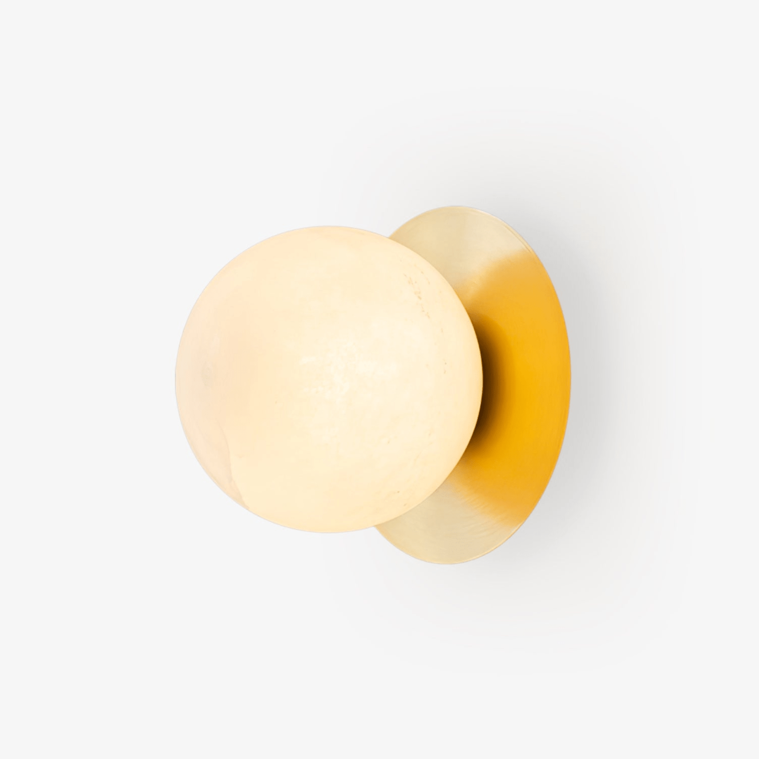 Alabaster Nordic Wall Light for Elegant Indoor Illumination