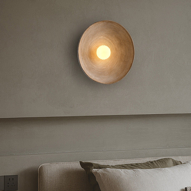 Minimalist Japanese Wooden Wall Light — Circular Frame, Natural Wood Grain