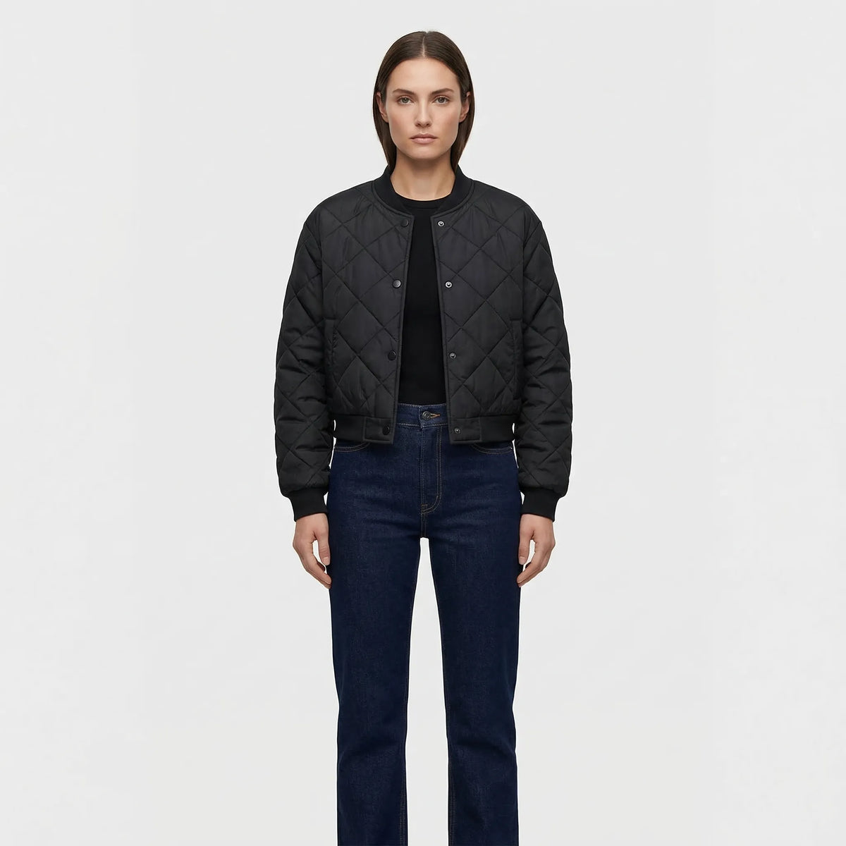 Chaqueta bomber corta acolchada Marcella — Corte corto estructurado