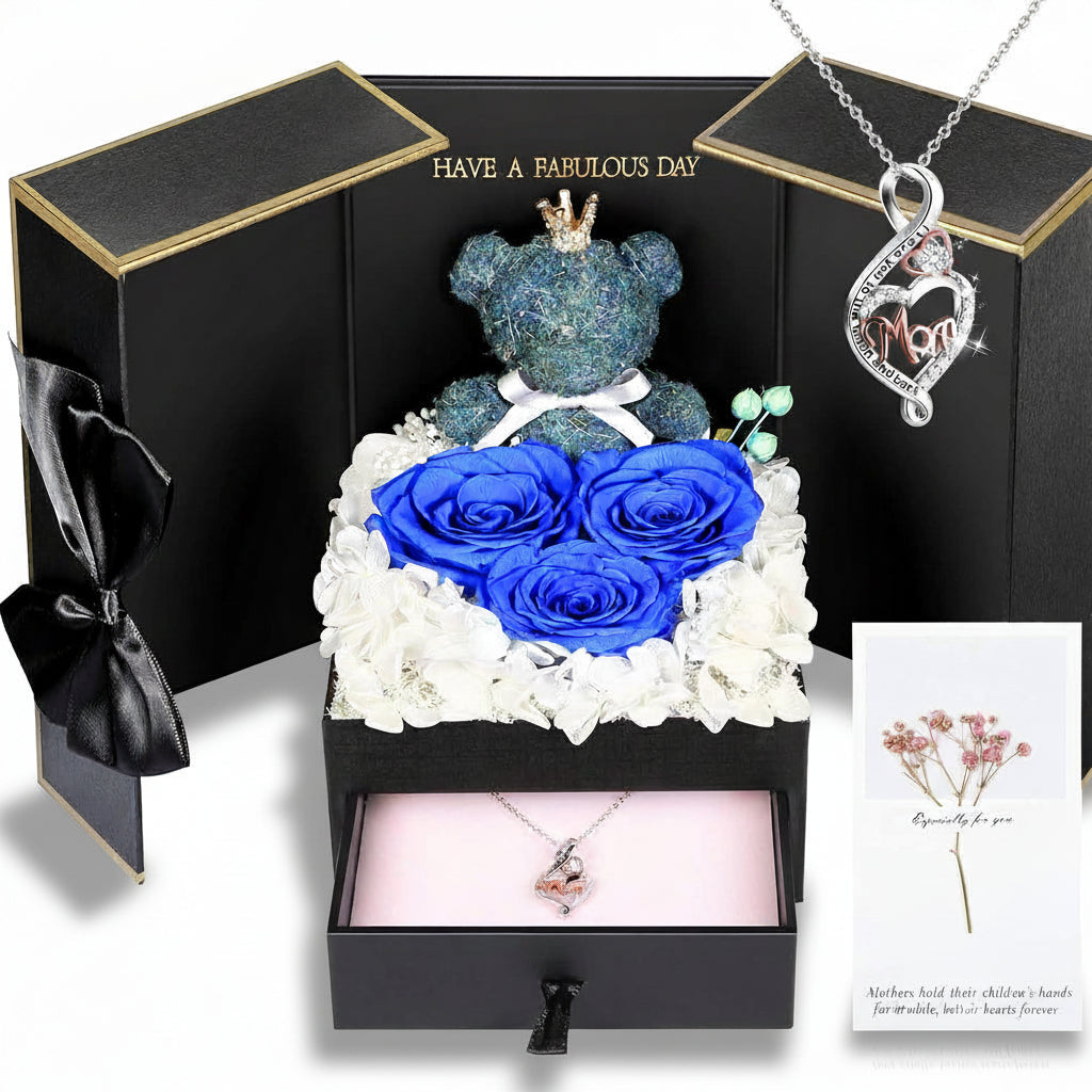 Geschenkbox mit konservierter Rose – Herzeinsatz zur Präsentation und versteckter Halskette