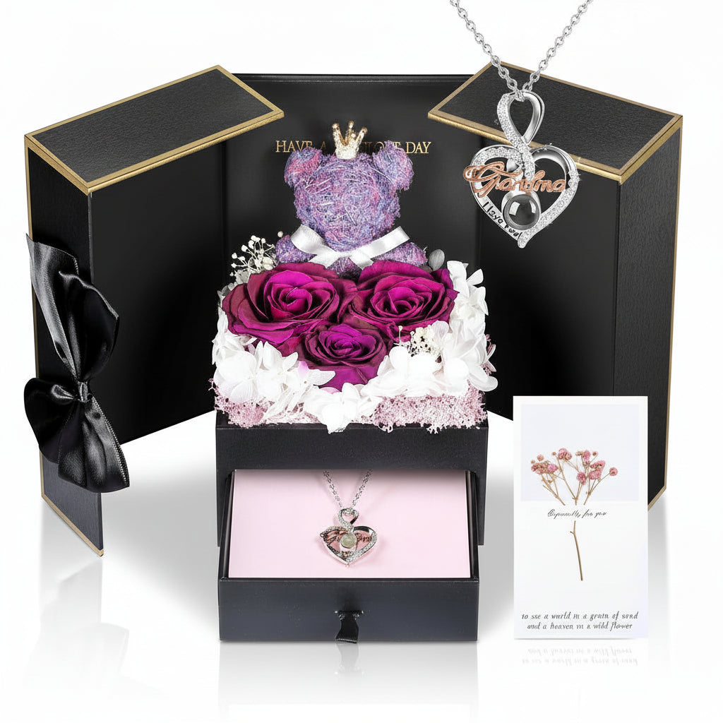 Geschenkbox mit konservierter Rose – Herzeinsatz zur Präsentation und versteckter Halskette