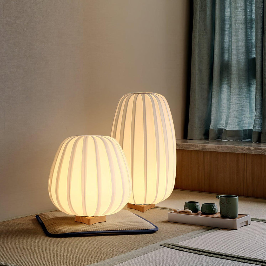 Rispapirslampe med træfod, lanterneformet skærm, Japandi-natbordslampe