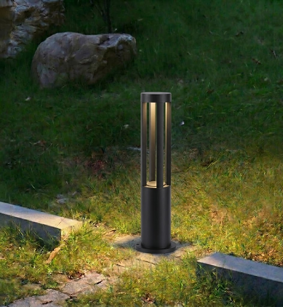 Modern Black Aluminum LED Pathway Light — Waterproof Outdoor Fixture