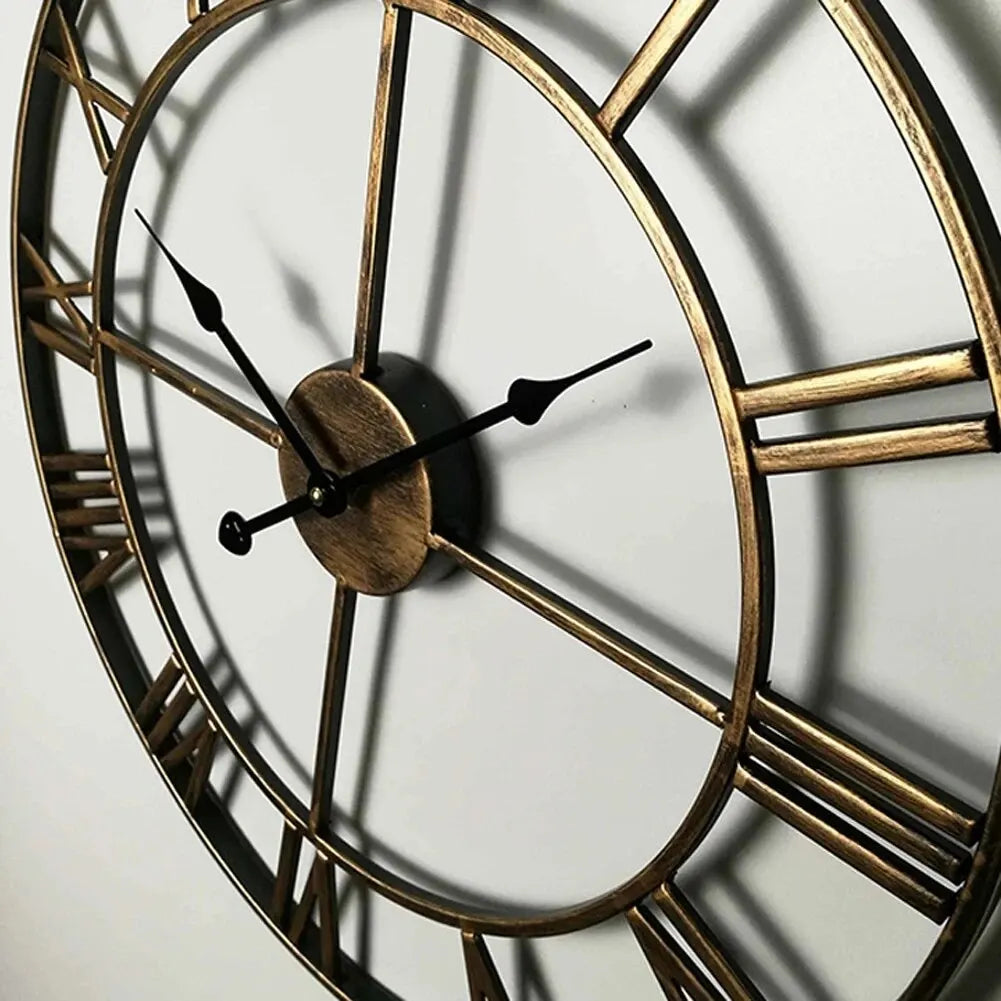 Orologio da parete moderno in metallo 3D | Grande design con numeri romani | Meowbutter