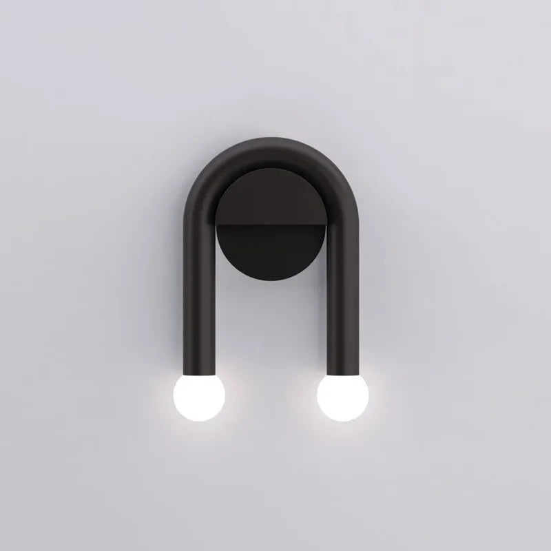 Nowoczesna lampa ścienna Arcus — nordycki minimalistyczny design, matowe czarne żelazo i mleczne szkło LED
