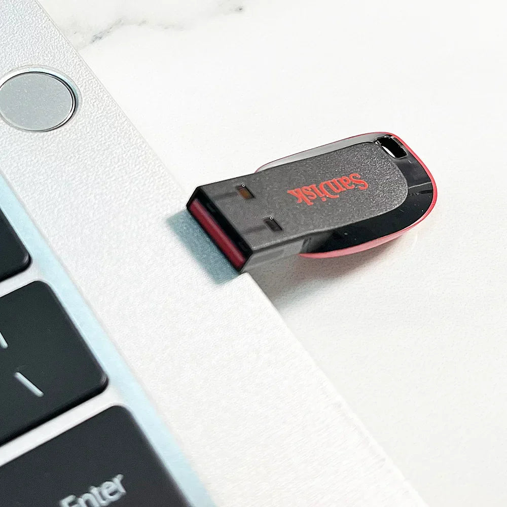 Přenosný externí SSD — Kompaktní USB flash disk, bez ovladačů, stačí připojit a používat