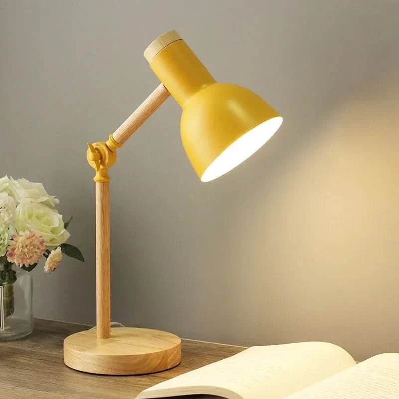 Justerbar trebordlampe med myk øyekomfort | meowbutter