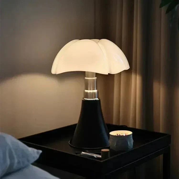 Lampada da tavolo a fungo rétro moderna — LED integrato, finitura lucida