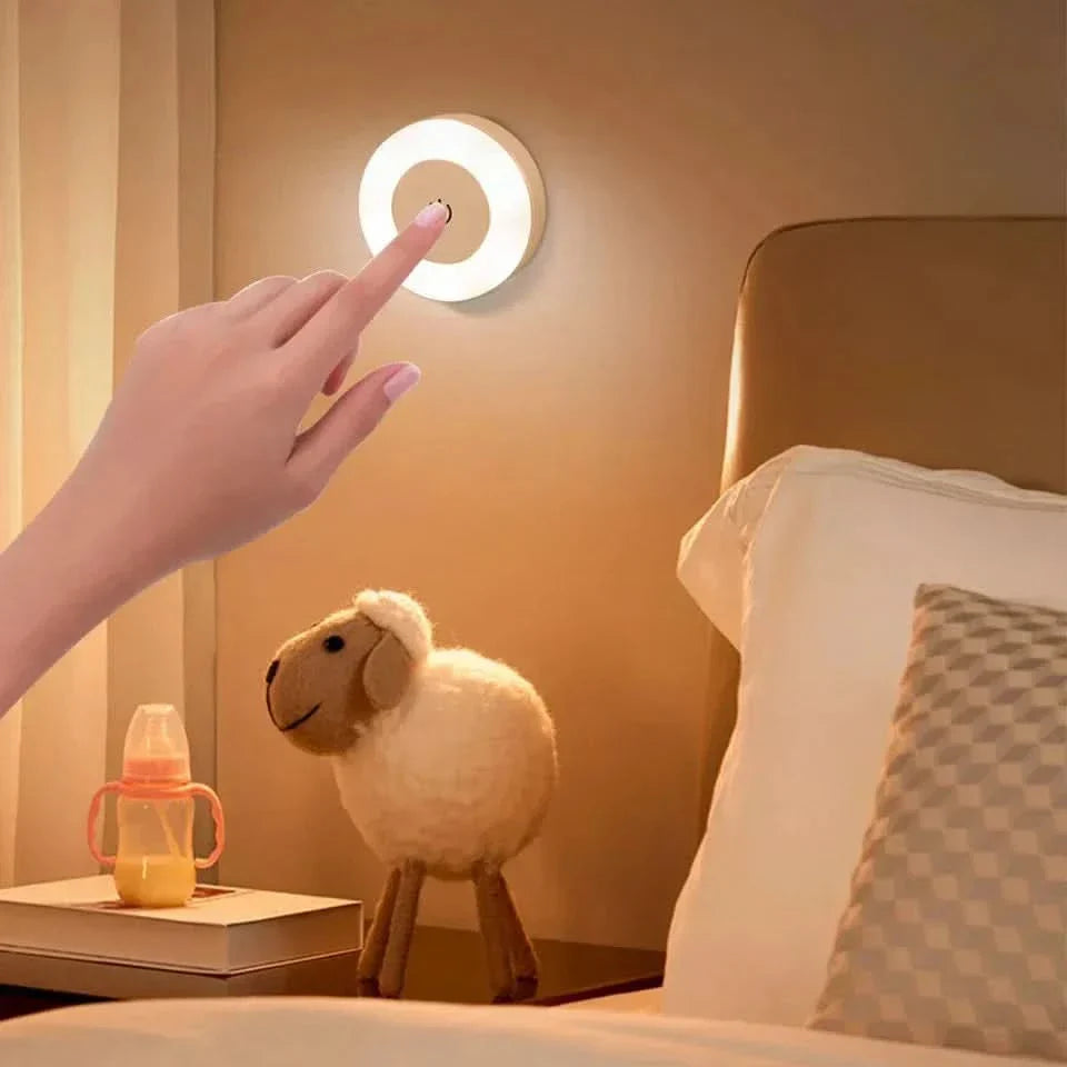 Lámpara Recargable por USB para la Comodidad del Dormitorio | meowbutter