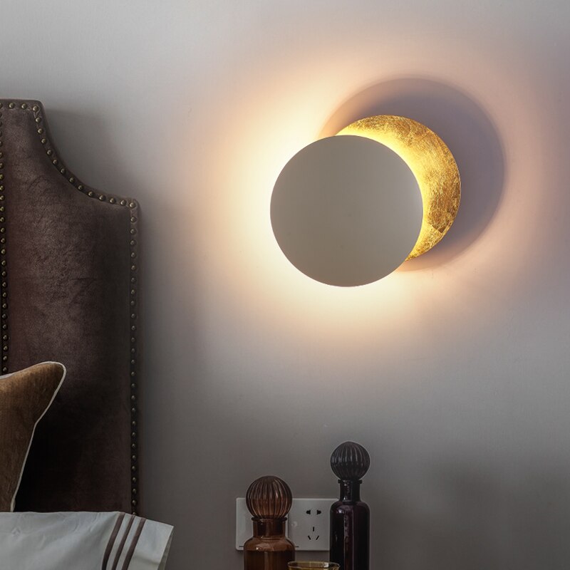 Lunaris Modern Wall Fixture — Design a dischi sovrapposti a eclissi solare