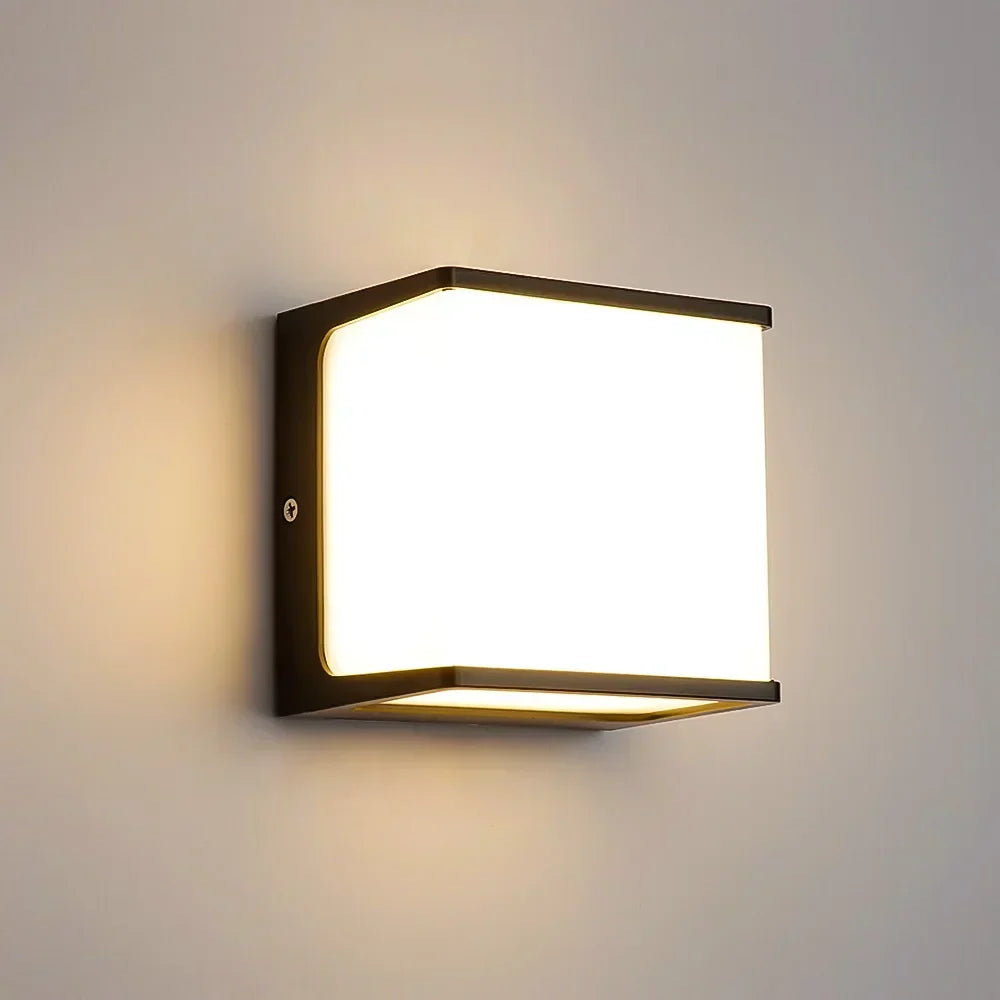 Zewnętrzna lampa ścienna LED AeroCube — wodoodporna, kompaktowa kwadratowa oprawa