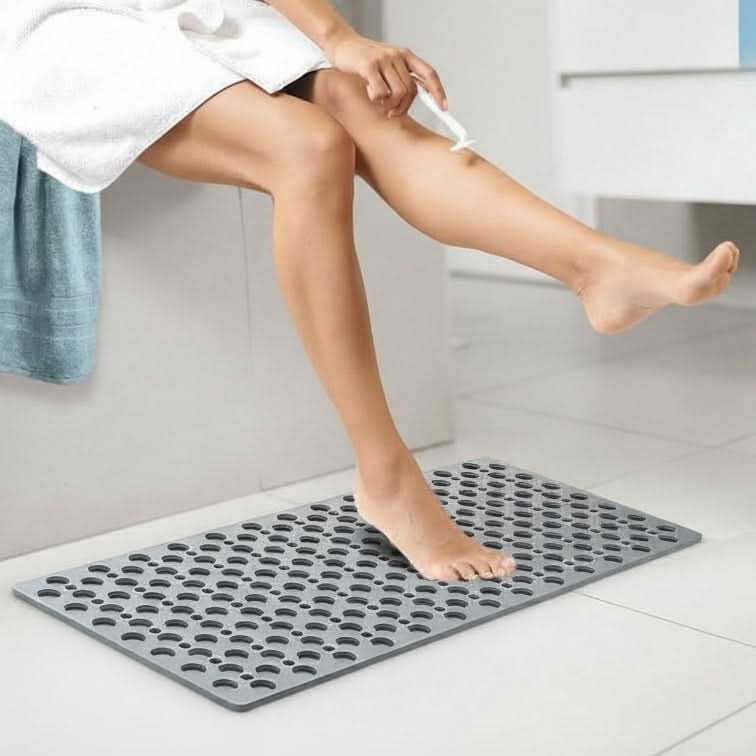Hygienic Shower Mat Designed for Safe Footing | meowbutter