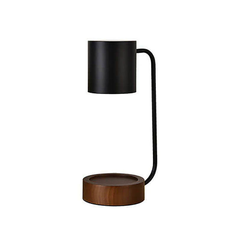 Japansk minimalistisk bordslampa — massiv träbas, polerad stålskärm