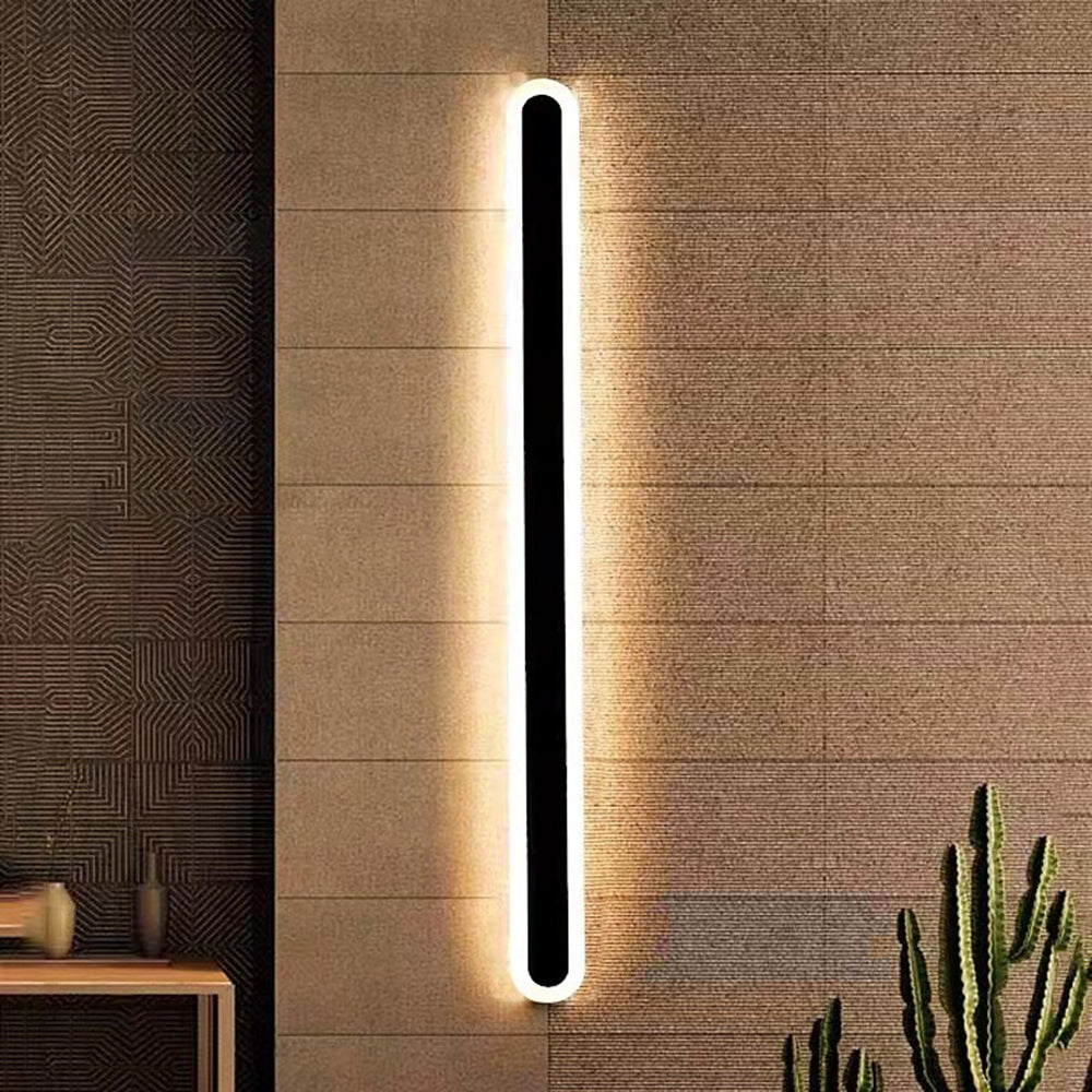 Terralux | Linear Oval Outdoor Wall Lamp
