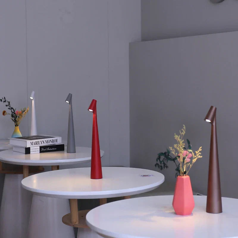 Glowora | Lampe de table LED | Rechargeable et à intensité réglable par contact | Meowbutter