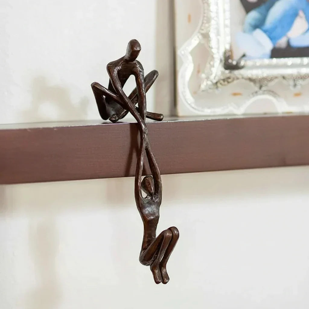 Wall Art Romantic Resin Couple Sculpture Decor | Meowbutter