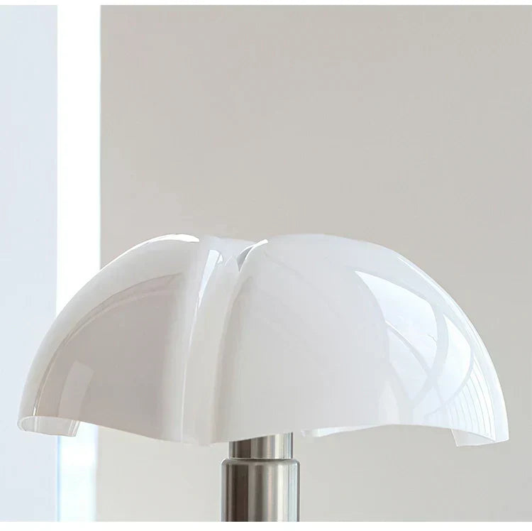 Lampada da tavolo a fungo rétro moderna — LED integrato, finitura lucida