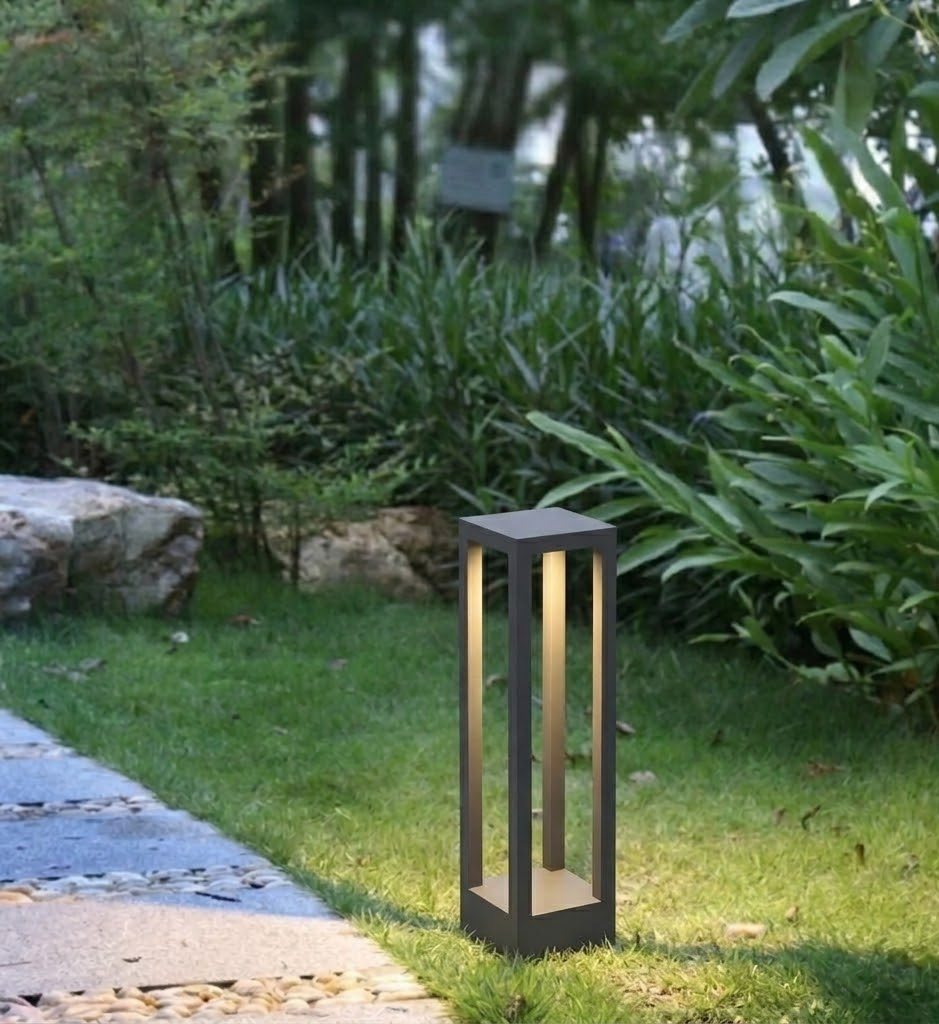 Modern Black Aluminum LED Pathway Light — Waterproof Outdoor Fixture