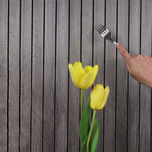 3D nástěnné panely — povrch s texturou dřeva, samolepicí zadní strana