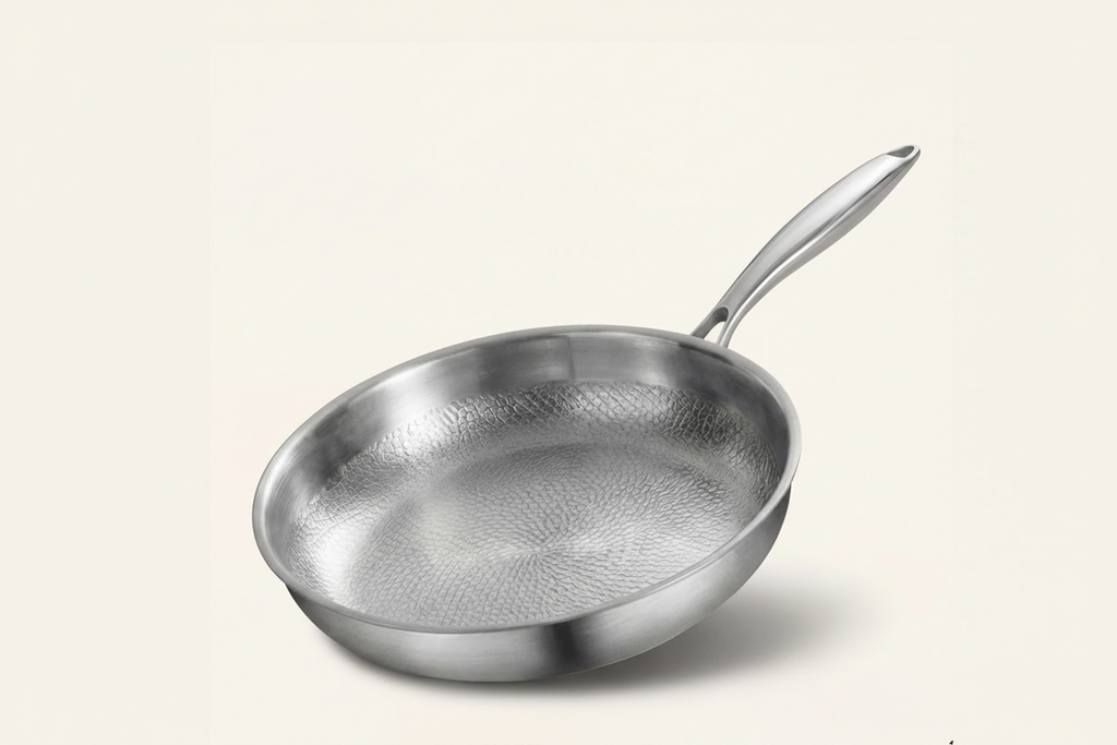 The Effortless Pure Titanium Frying Pan: 30-Second Cleanup