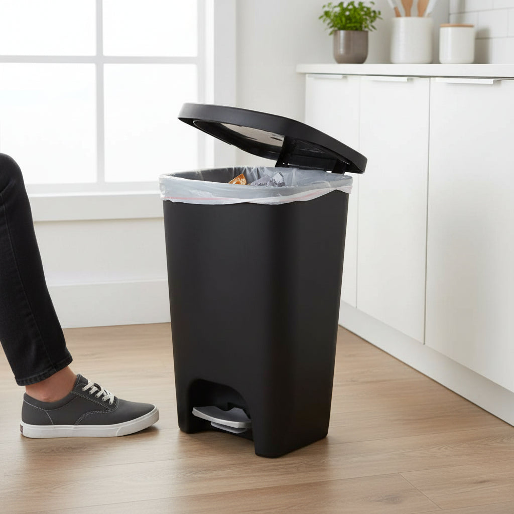 White 13-Gallon Trash Can — Step Pedal, Odor Protection Lid
