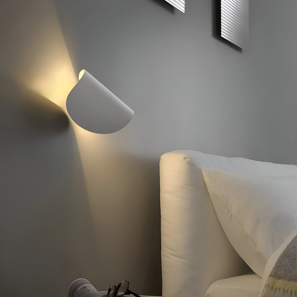 Twist Wall Light | Adjustable Modern LED Wall Lamp | Meowbutter