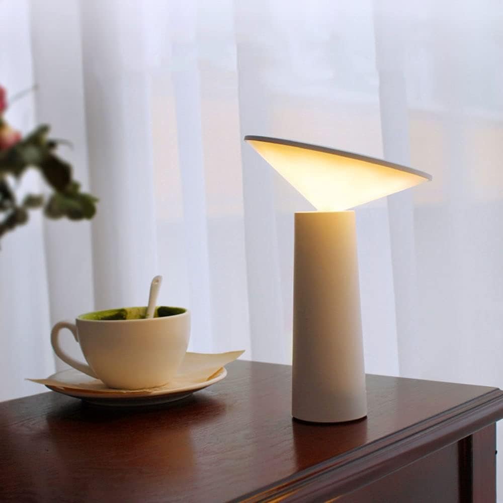 Aurora Libra dimbar bordlampe - avsmalnende kjegle, vinklet frontpanel