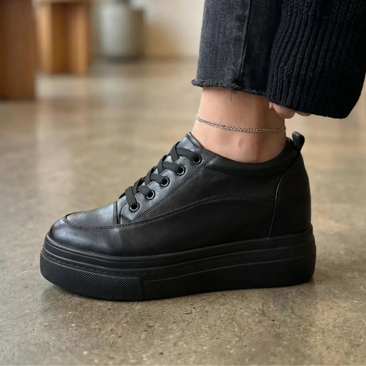 Veya Ten Centimeter Height Boost Platform Shoes For Everyday Style