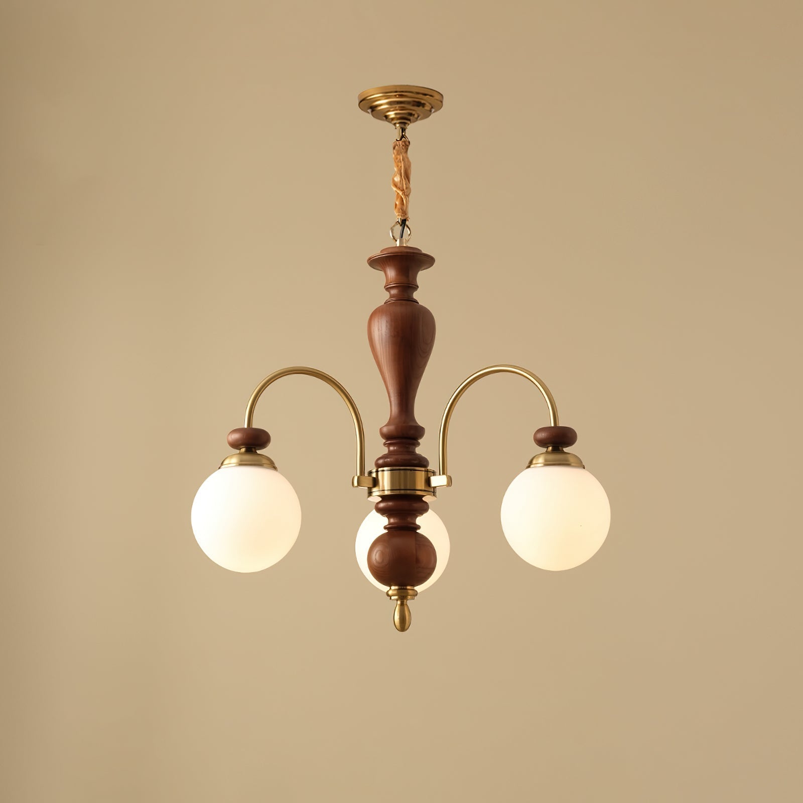 Elegante lampadario vittoriano con vetro in legno e altezza regolabile