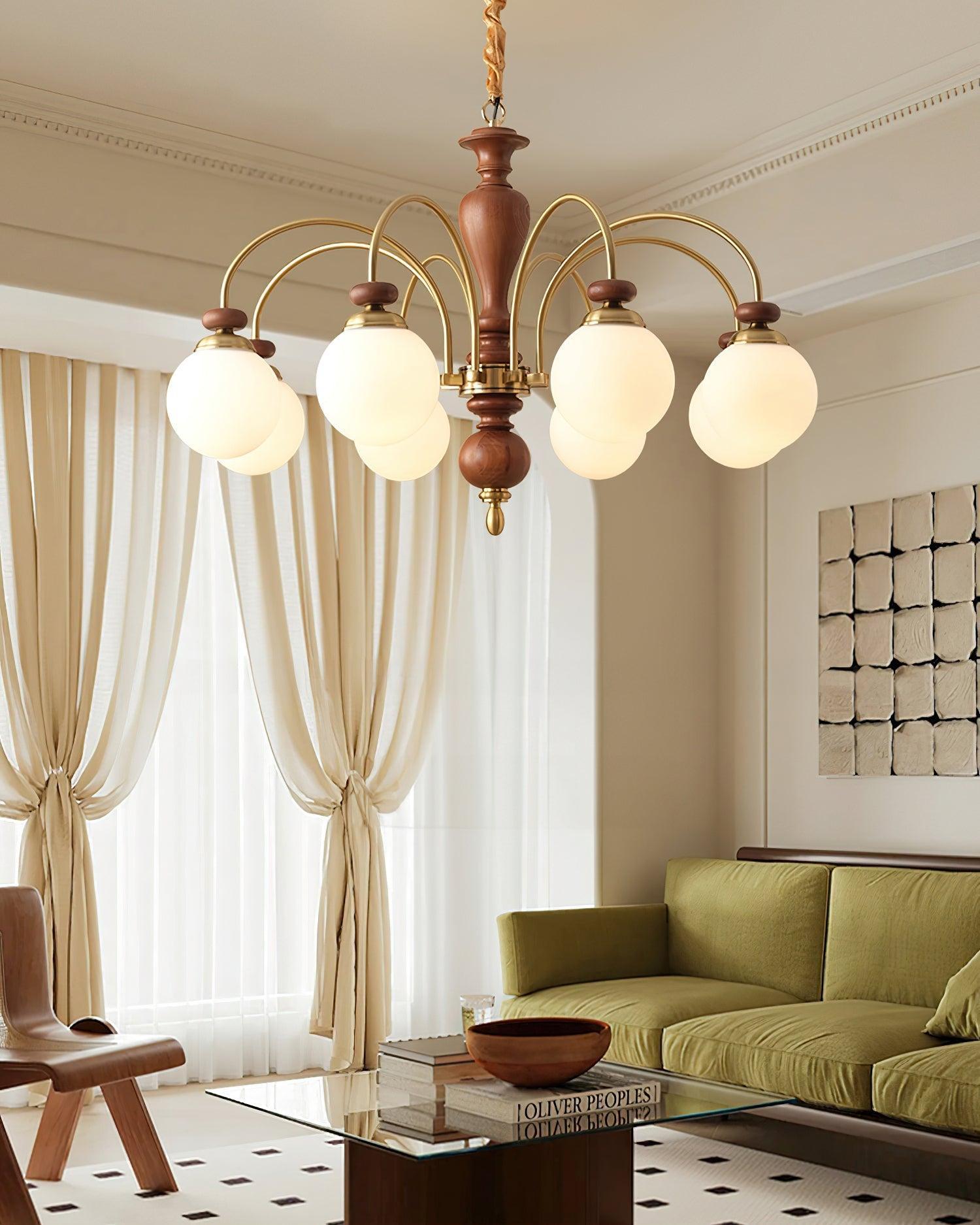 Elegante lampadario vittoriano con vetro in legno e altezza regolabile