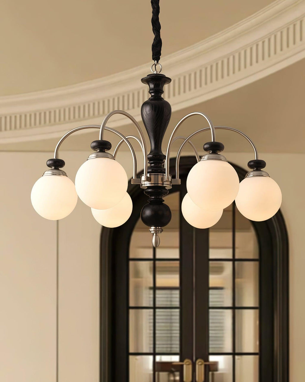 Elegante lampadario vittoriano con vetro in legno e altezza regolabile